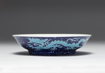 图片[3]-Dish with dragon decor in turquoise blue glaze on cobalt blue ground, Ming dynasty (1368-1644)-China Archive